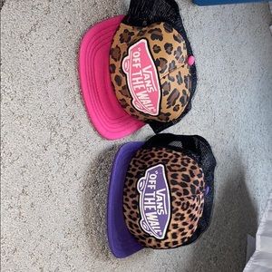 Vans “Off the wall” cheetah print caps